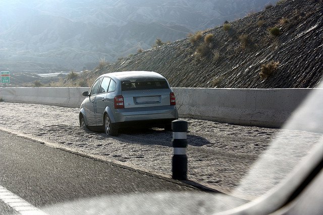 estacionamiento-emergencia-seguridad-vial